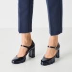 Obrazek Tamaris 1-22462-45-805 Czółenka damskie w kolorze granatowym