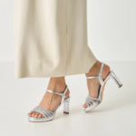 Obrazek Tamaris 1-28390-46-957 Sandały damskie na obcasie srebrne